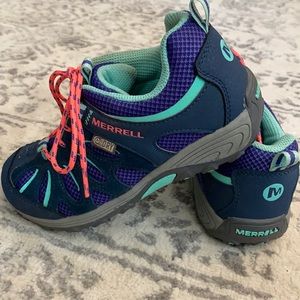 Merrill Kids Chameleon shoes size 1